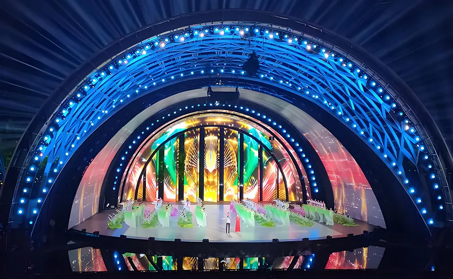 “LED格栅屏:轻薄通透,重新定义户外显示新标准!”(图9) “LED格栅屏:轻薄通透,重新定义户外显示新标准!”(图9)